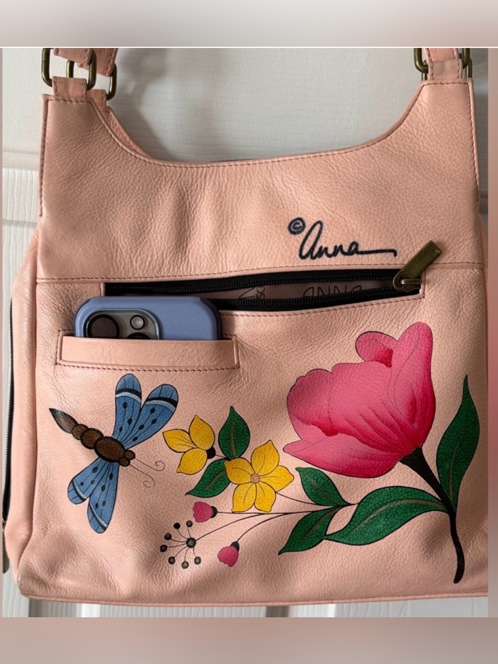Anuschka Anna leather shoulder strap purse
